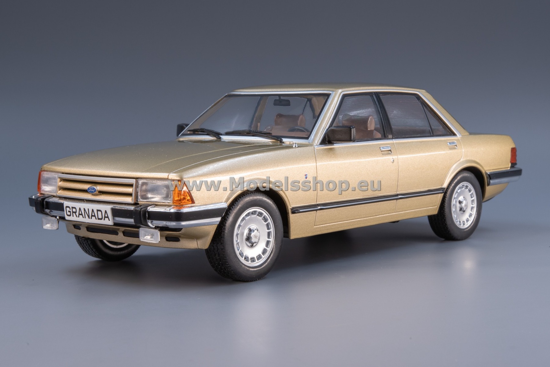 MCG 18402 Ford Granada MK II 2.8 Ghia, 1982 /beige - metallic/