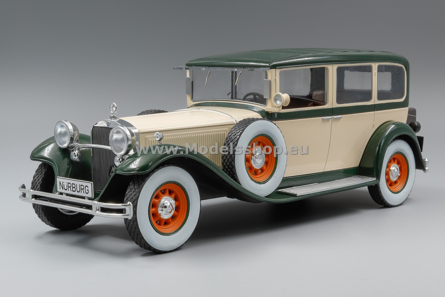 MCG 18410 Mercedes-Benz typ Nürburg 460/460 K (W08), 1928 /beige - dark green/