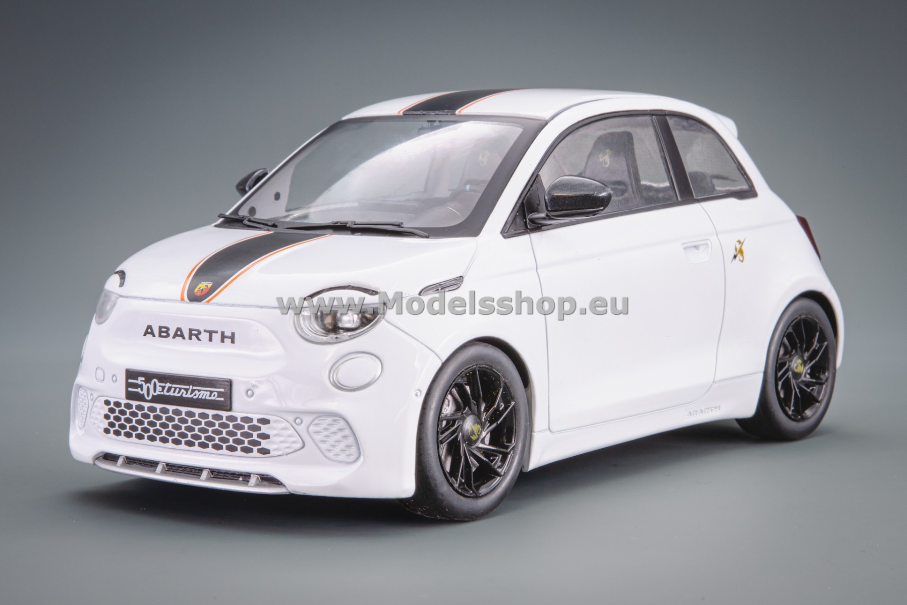 MCG18497 Fiat 500e Abarth, 2024 /white/