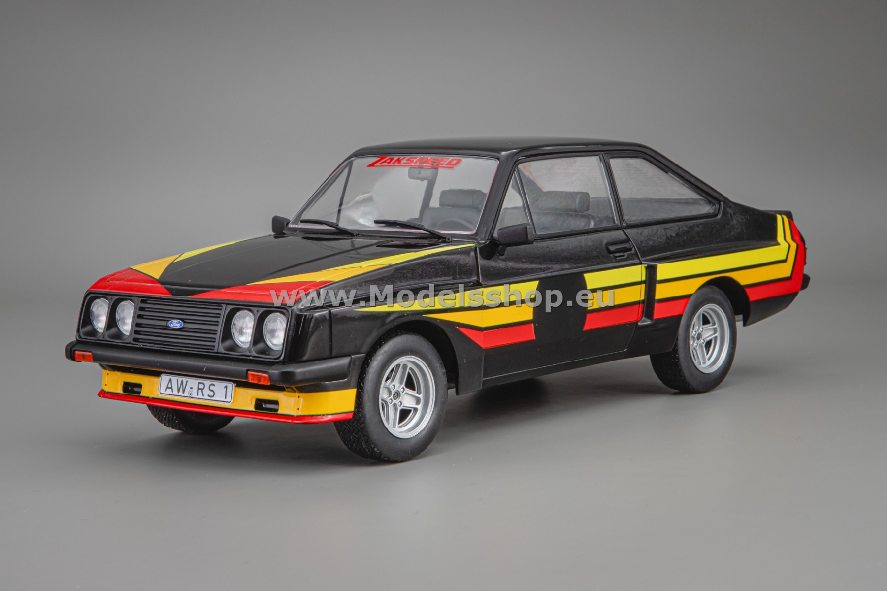 MCG18531 Ford Escort MK II RS 2000 X-Pack, 1977 /black - decorated/