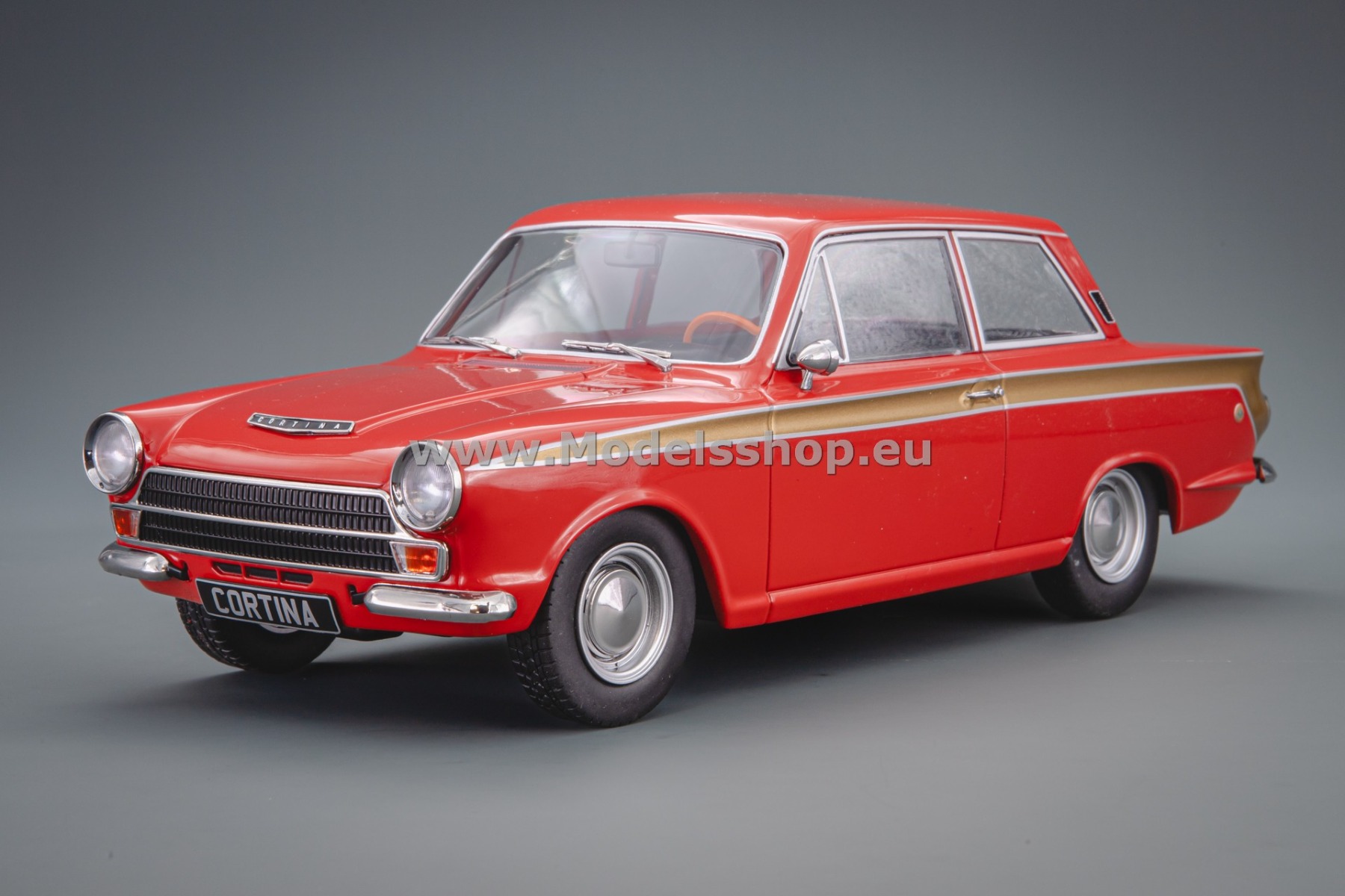 MCG18532 Ford Lotus Cortina MK I, 1966 /red - gold/