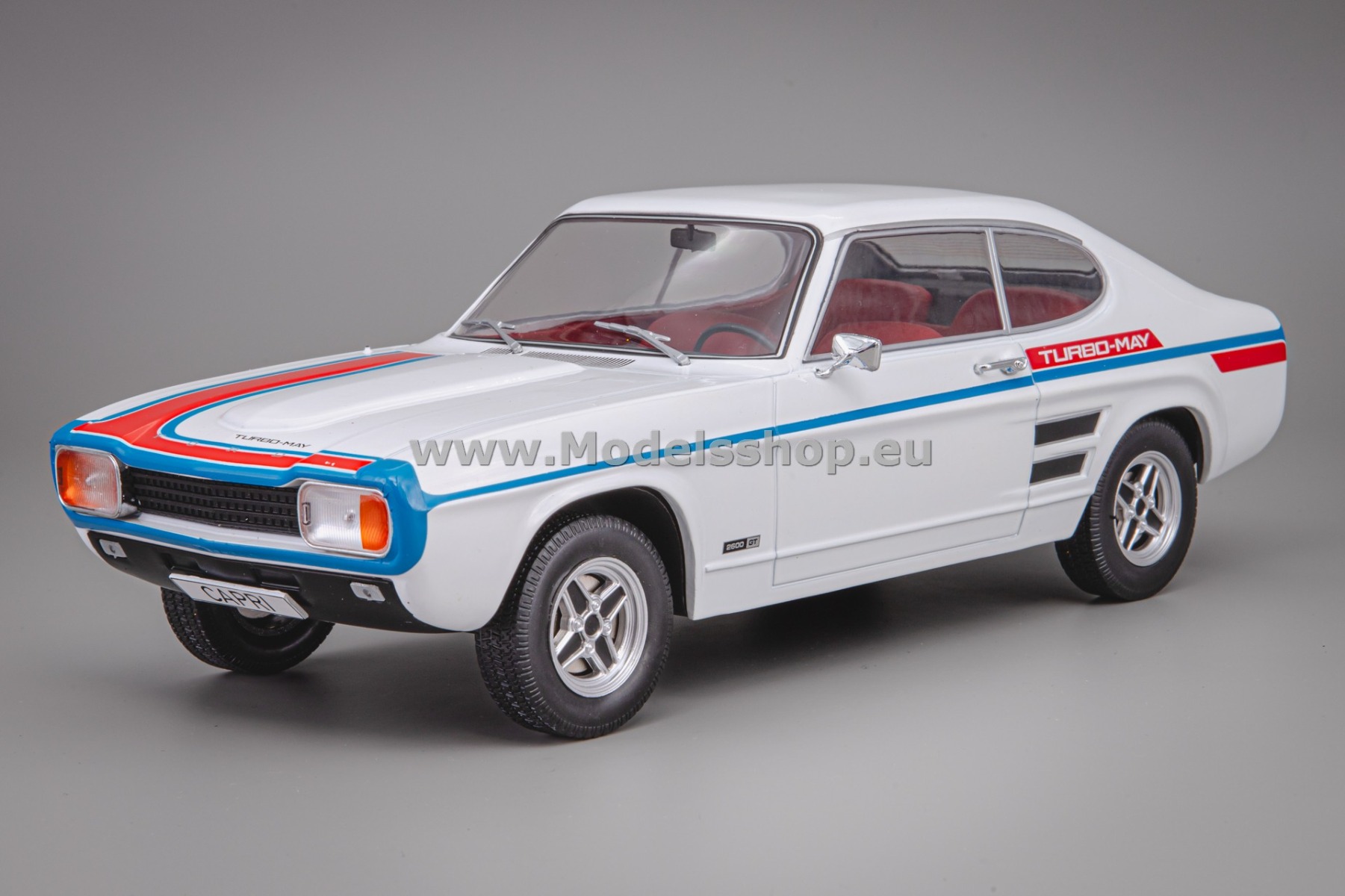 MCG18539 Ford Capri MK I GT, 1970 /white - decorated/