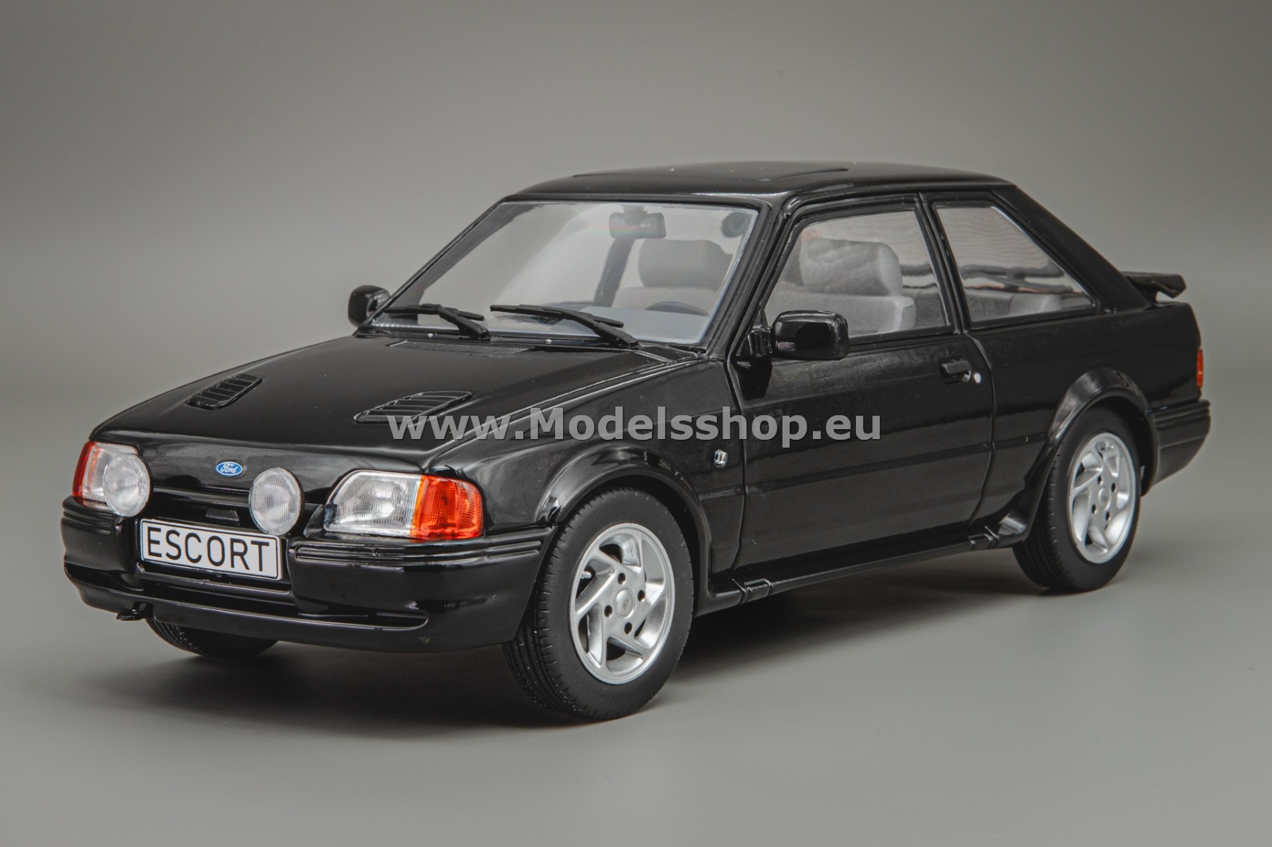 MCG18546 Ford Escort MK IV RS Turbo S2, 1990 /black/