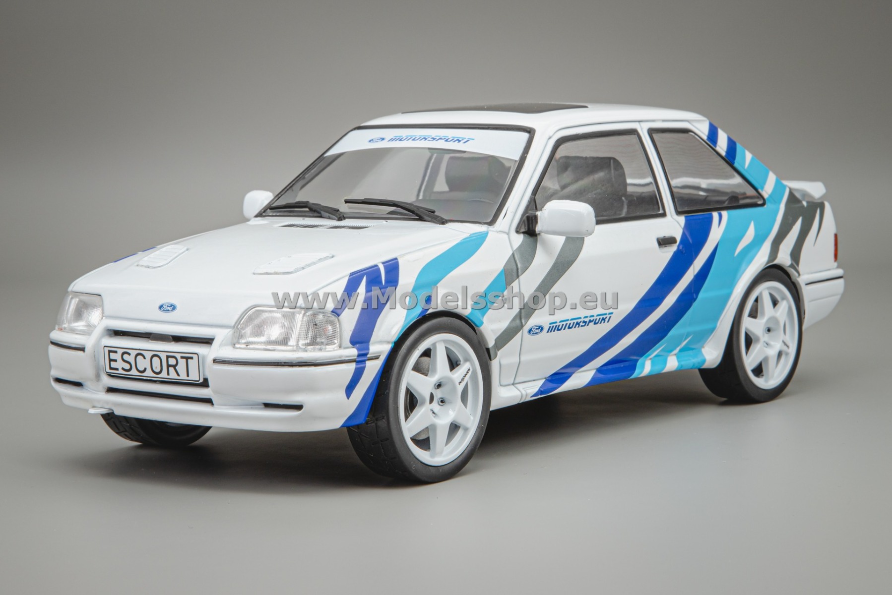 MCG18547R Ford Escort MK IV RS Turbo S2, 1990 /white - decorated/