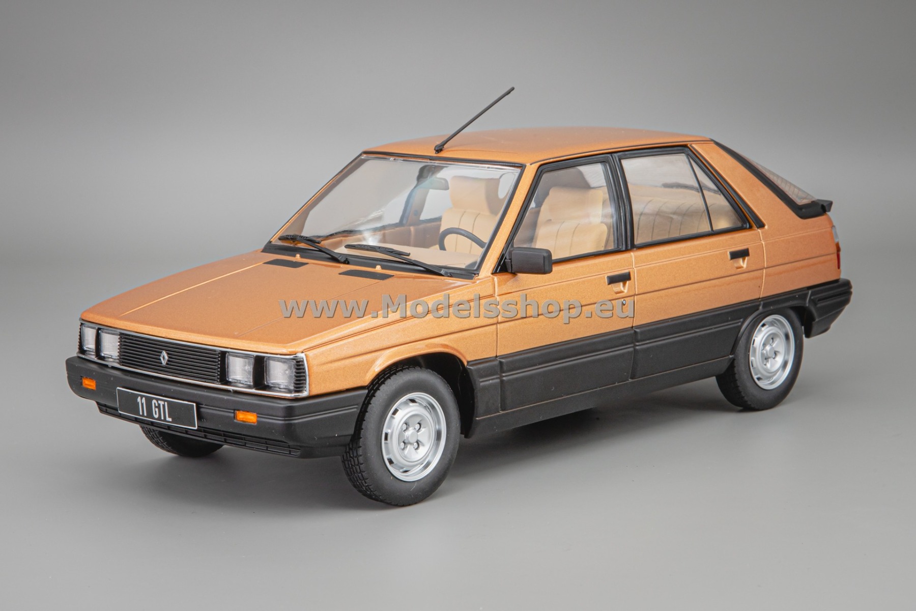 MCG18590 Renault 11 GTL, 1985 /beige metallic/