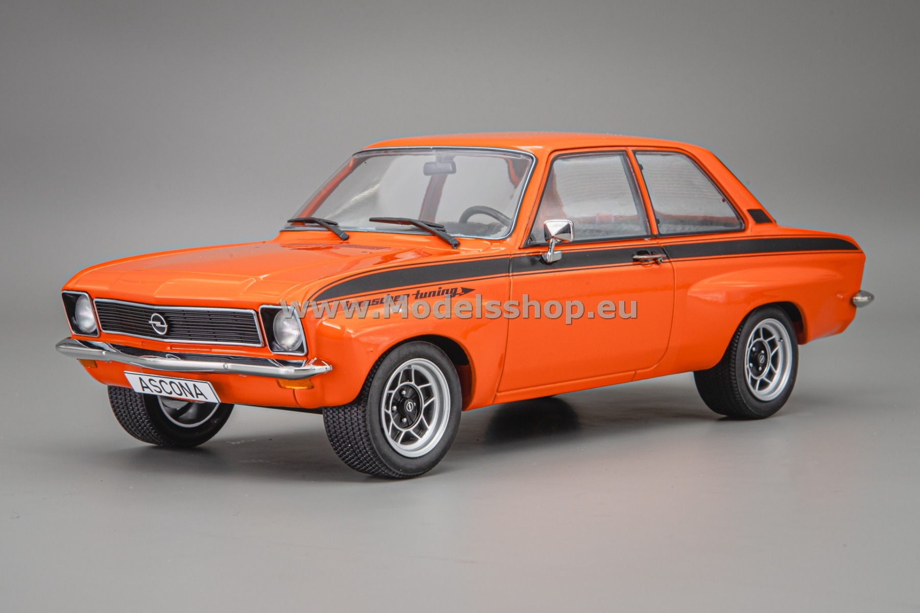 MCG18839 Opel Ascona A, 1973 /orange - black/