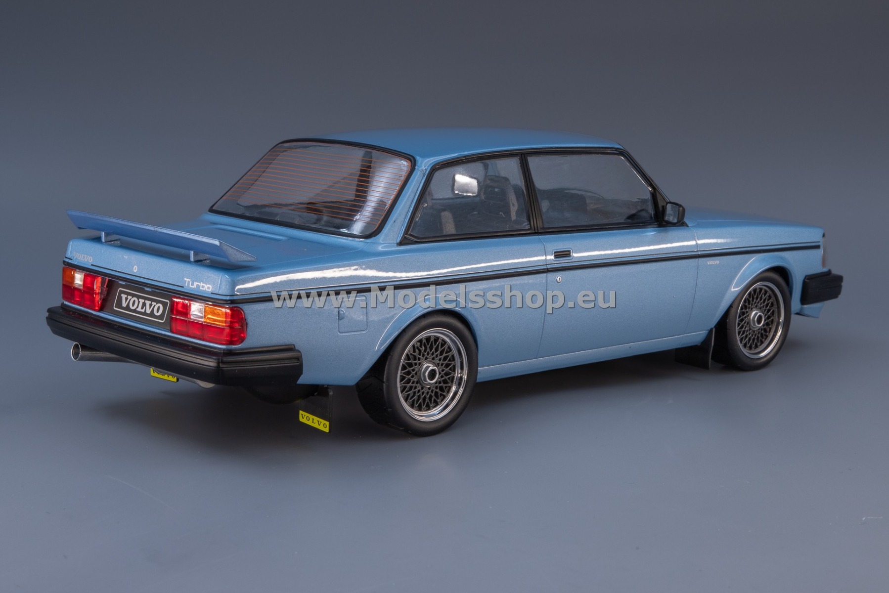 AUTOart Volvo (ボルボ) 240 Turbo 1/18 AUTOart 1:18 Volvo 240 Turbo #1 Winner ETCC Zolder 1986