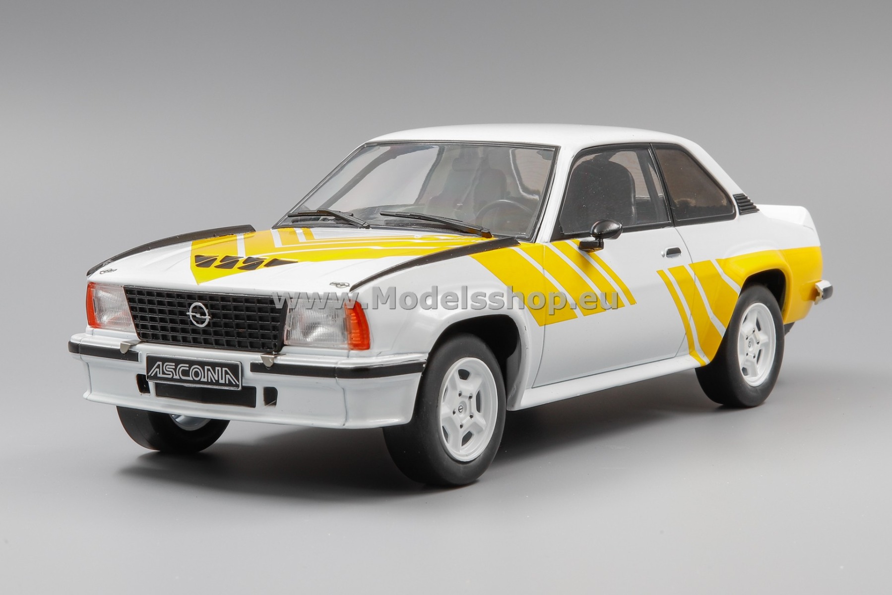 IXO18CMC127.22 Opel Ascona B 400, 1982 /white - yellow/