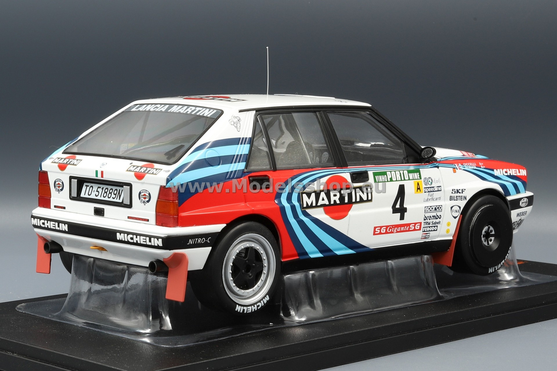 イクソ 1/18 ランチア デルタ インテグラーレ 16V 1990 サファリ