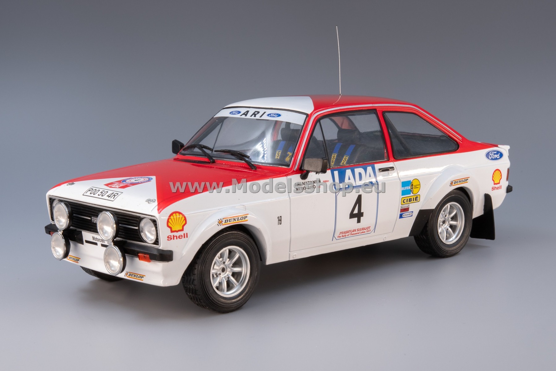 IXO 18RMC143.22 Ford Escort MK II RS 1800, No.4, Marlboro, Rally WM, 1000 Lakes Rally 1977, A.Vatanen/A.Aho (w. decals)