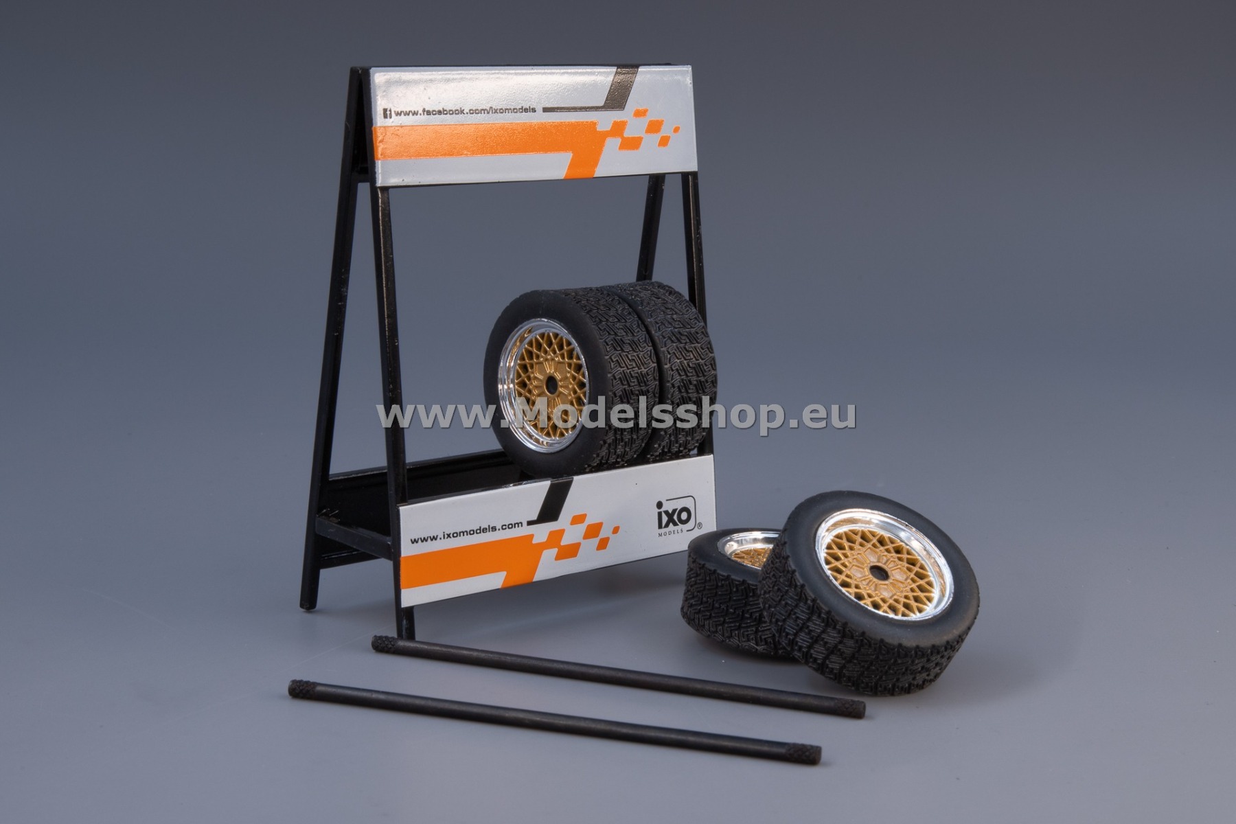 IXO18SET024W Accessory set of wheels: Lada VFTS Wheels, gold (Set of 4 Wheels)