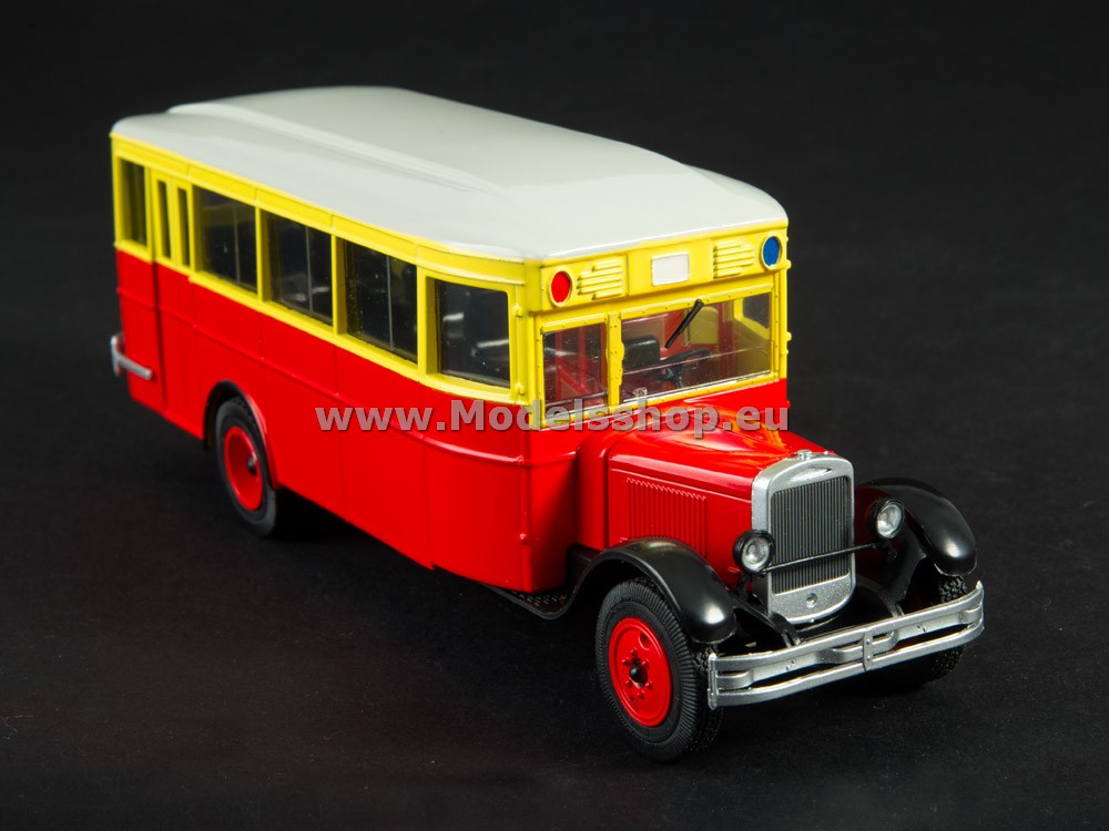 Bus magazine series (Modimio) with model of ZIS-8 bus