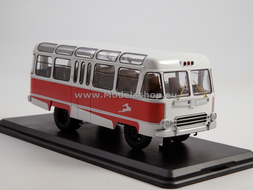 ModelPro 0155MP AVP-51 bus /red-white/