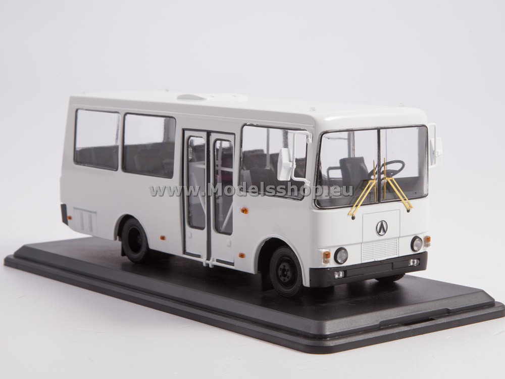 ModelPro 0156MP LAZ-A073 midi-bus /white/