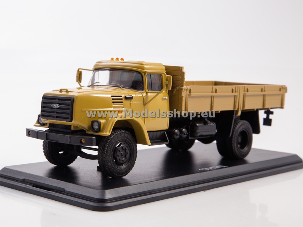 ModelPro 0190MP ZIL-130GMD flatbed truck /beige/
