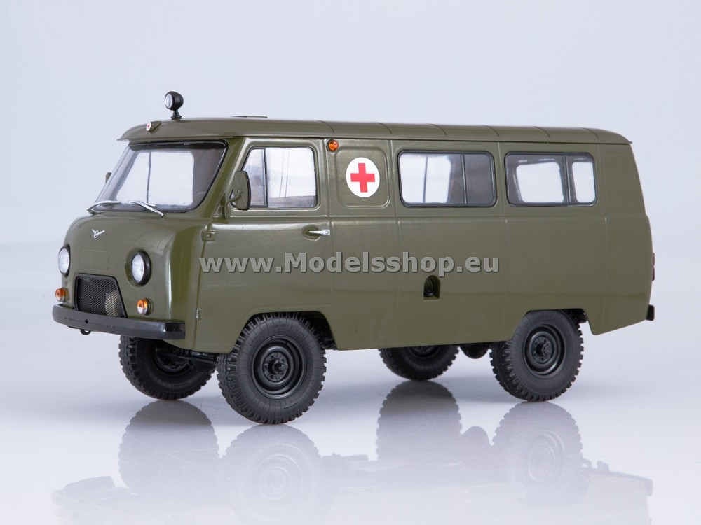 SSM2006 UAZ-452A military ambulance /khaki/