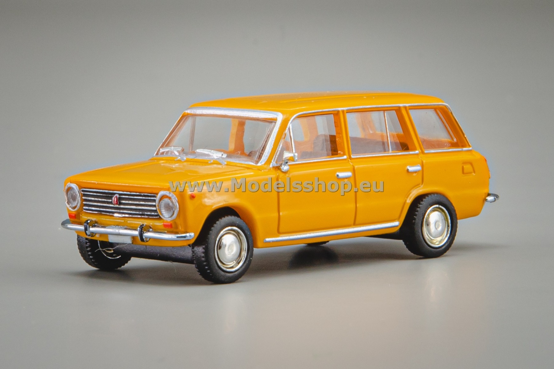 Brekina BRE27262 Lada VAZ-2102 Kombi, 1971 /yellow/