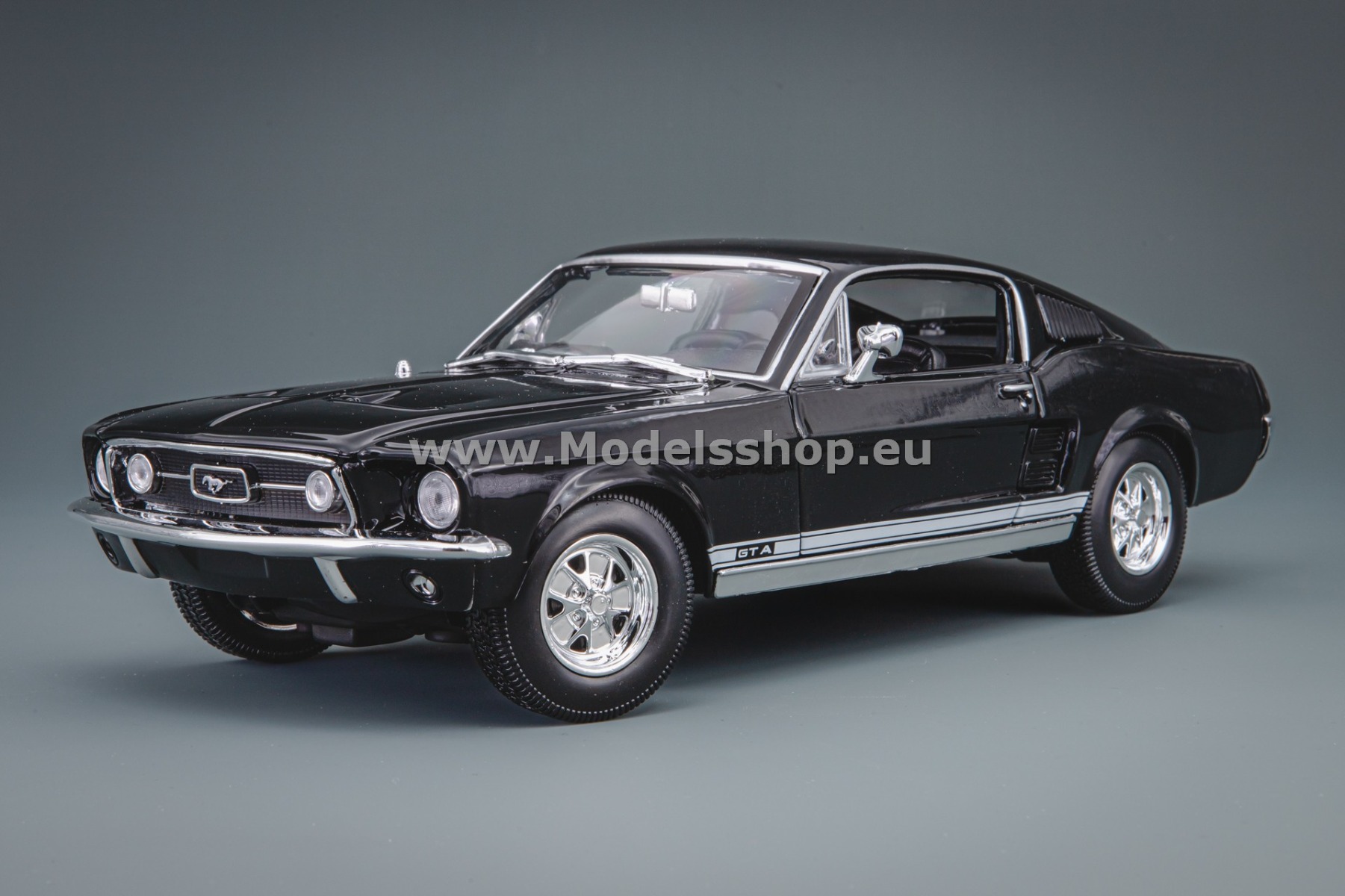 Maisto Ford Mustang GTA Fastback, 1967 /black/