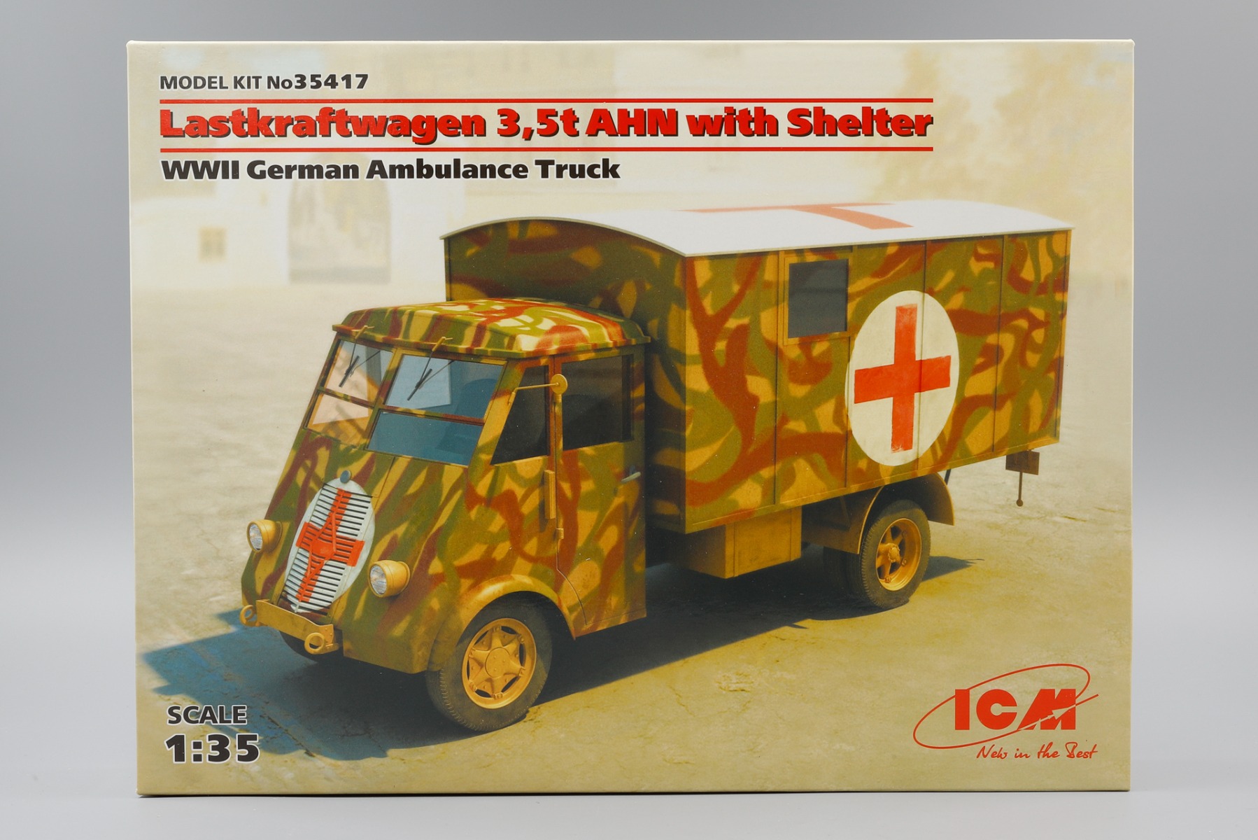  ICM35417 Lastkraftwagen 3.5t AHN with Shelter WWII German Ambulance Truck