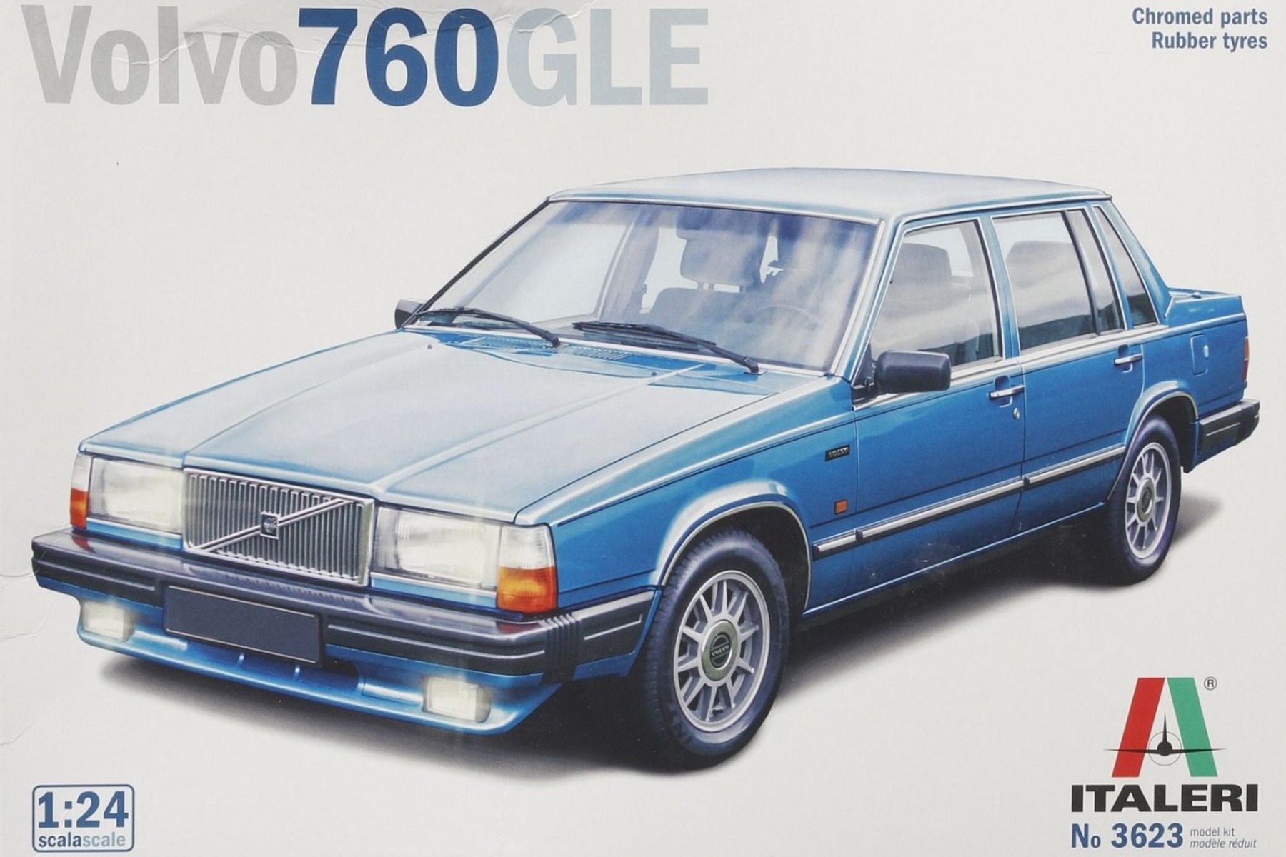Italeri IT3623 Volvo 760 GLE, model kit