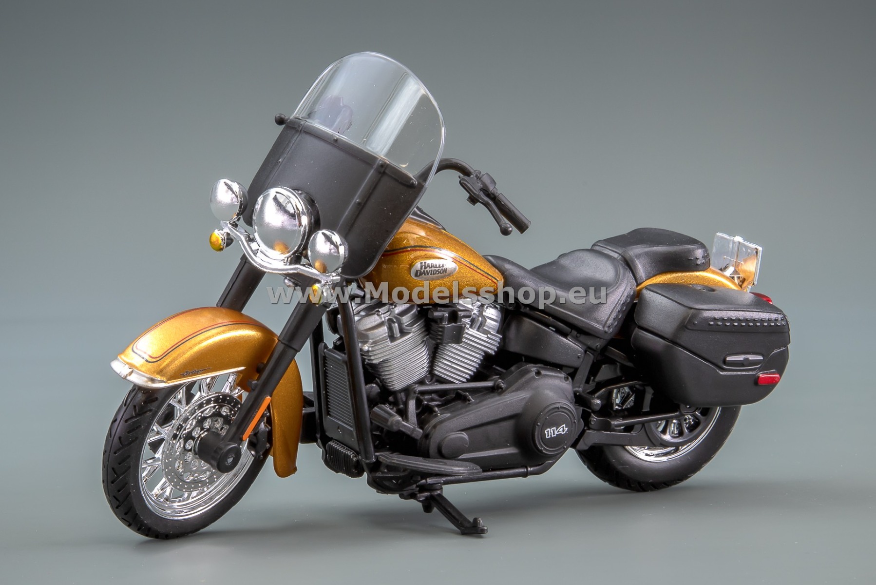 Maisto Harley-Davidson Heritage Classic,  2023 /orange/