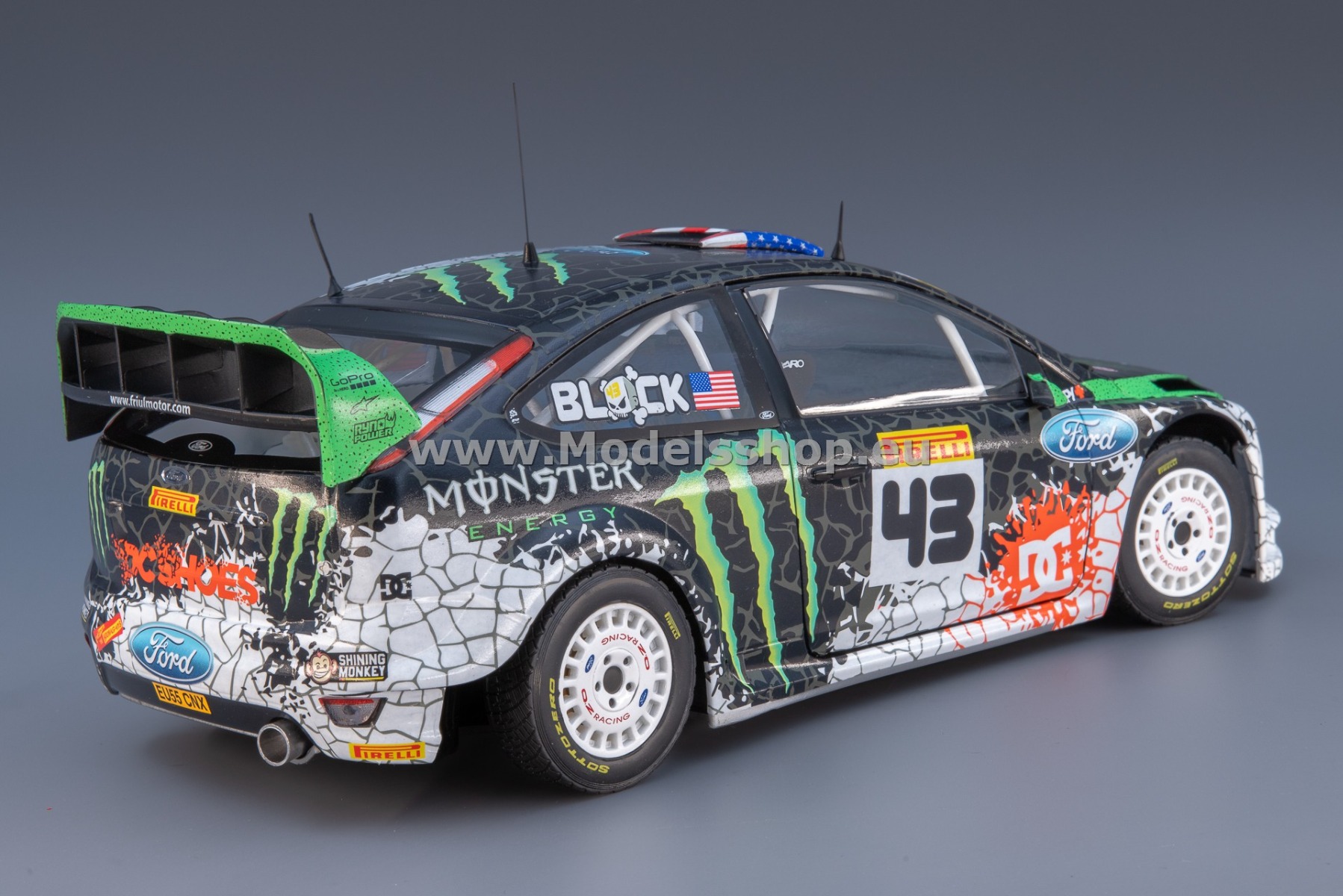 値下げ！Ford Focus RS WRC ミニカー Ford Focus RS – Ken Block – 2010 Rallyday show at Castle