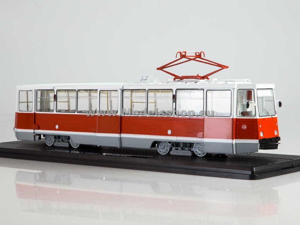 Tram KTM-5M3 (71-605) /red-white/