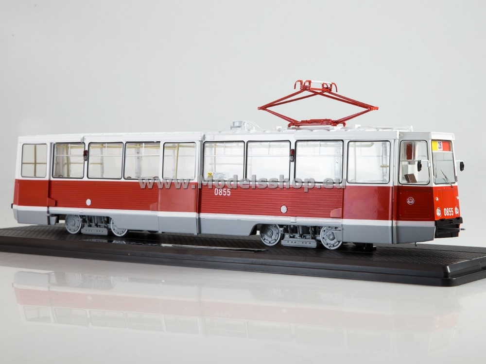 Tram KTM-5M3 (71-605), Leningrad, route no. 26 /red-white/