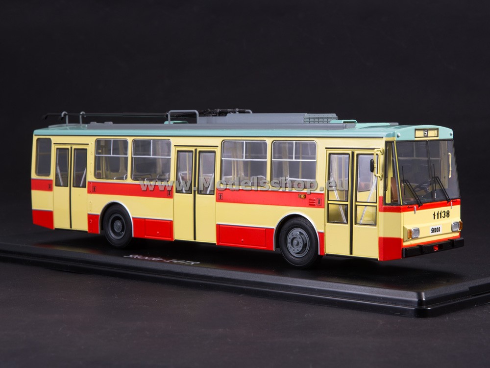 Skoda 14TR trolleybus /yellow-red/