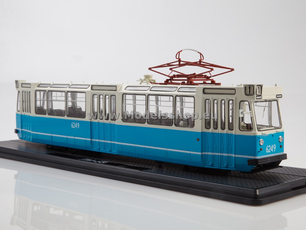 SSM4063 LM-68 tram /blue-white/