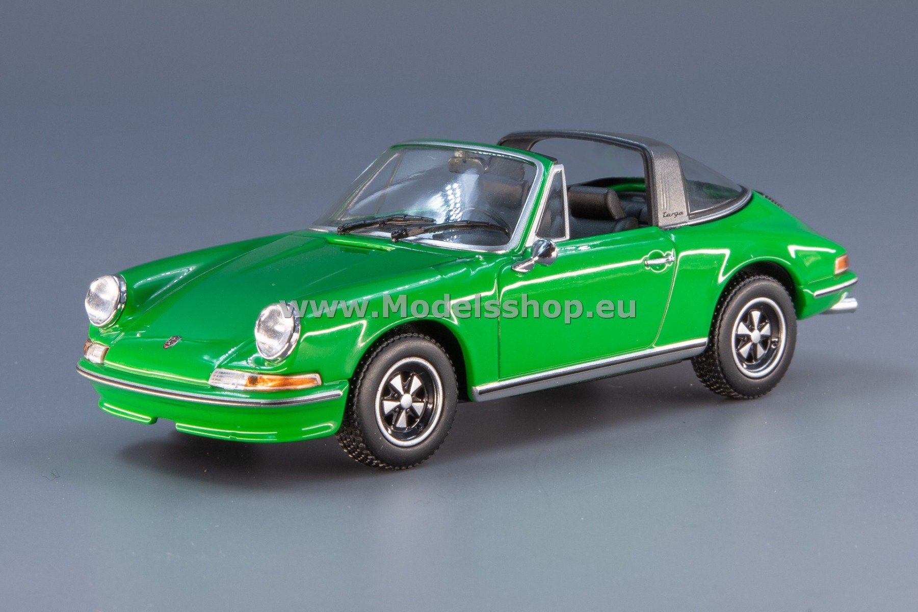 Minichamps 410060161 Porsche 911 Targa, 1972 /green/