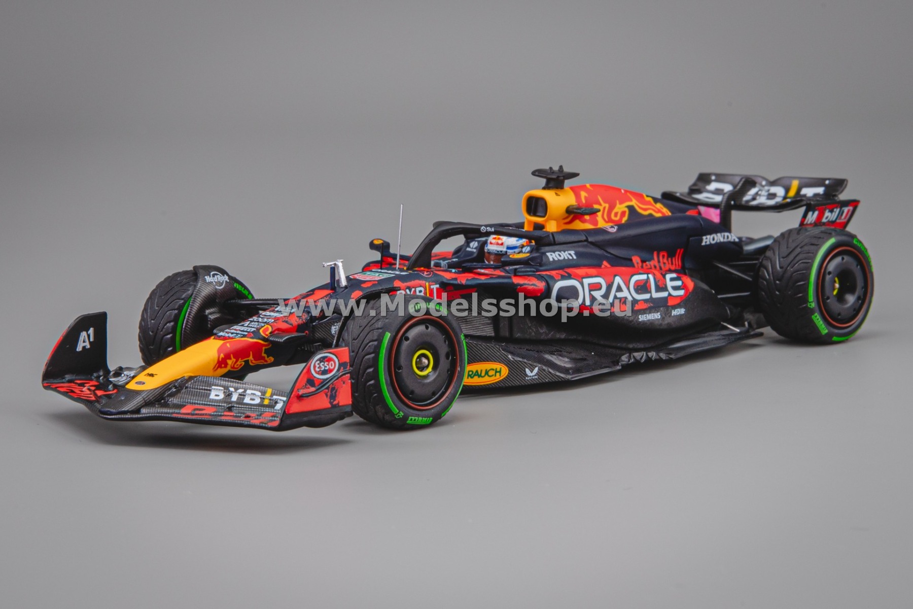 Minichamps 410241201 Oracle Red Bull Racing RB20, Formula 1, 2nd British GP 2024, M.Verstappen