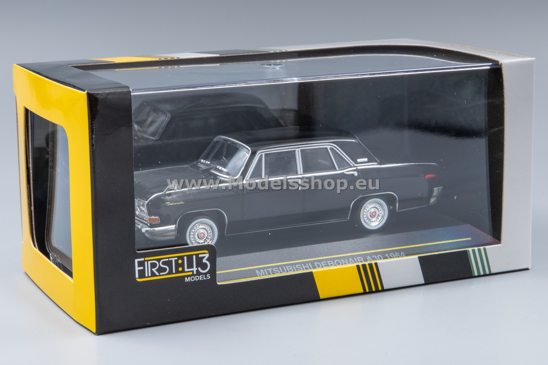 Mitsubishi Debonair A30, 1964, RHD /black/