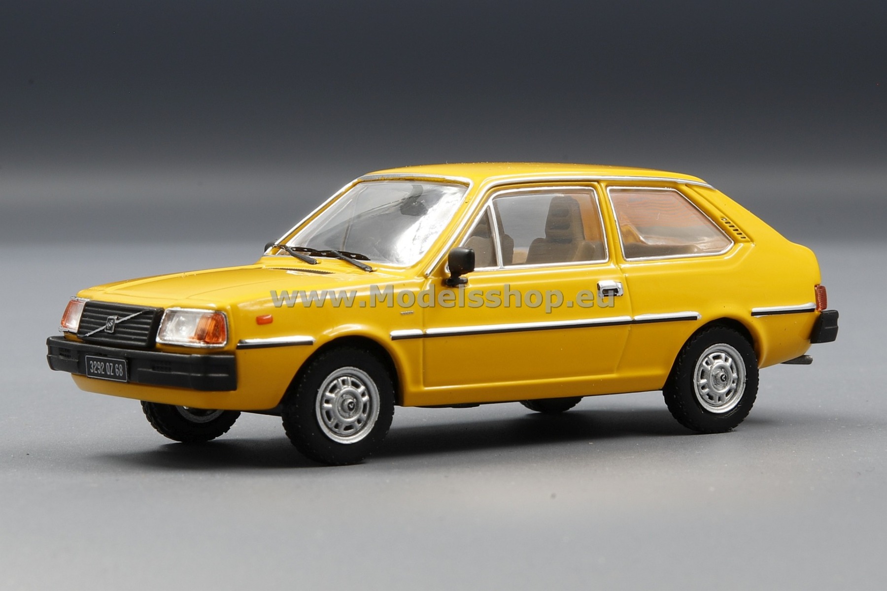 Volvo 343, 1976 /yellow/