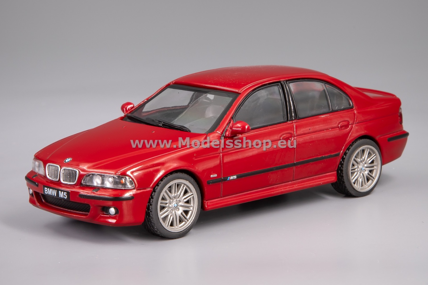 Solido S4310504 BMW M5 (E39), 2003 /Imola red/