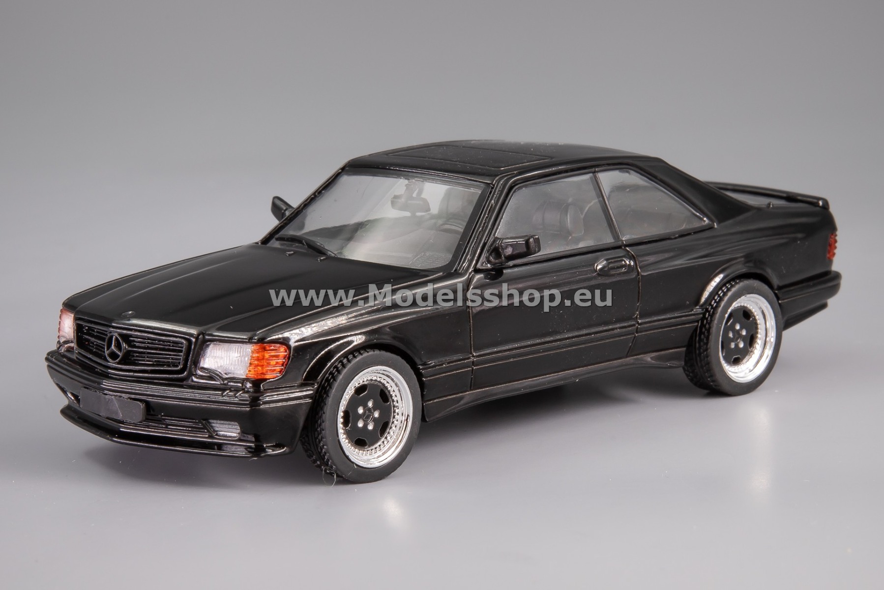 Solido S4310901 Mercedes-Benz 560 SEC AMG Wide Body, 1990 /black/