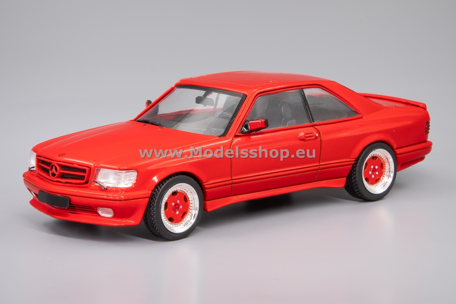 Solido S4310902 Mercedes-Benz 560 SEC AMG Wide Body, 1990 /signal red/