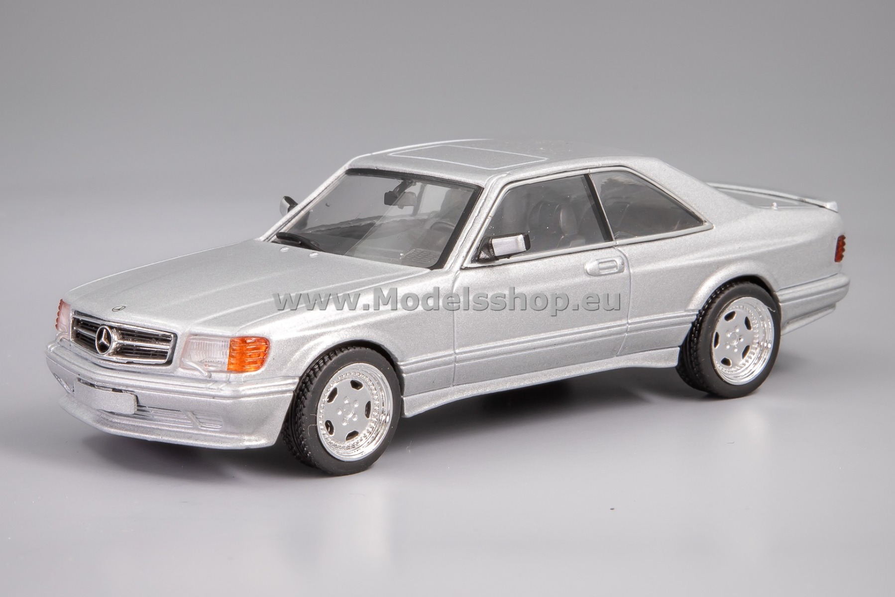 Solido S4310903 Mercedes-Benz 560 SEC AMG, Wide Body, 1990 /silver/