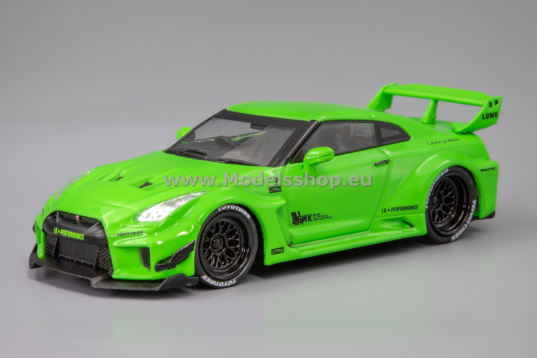 Solido S4311207 Nissan GT-R (R35) LB Work Silhouette /green/