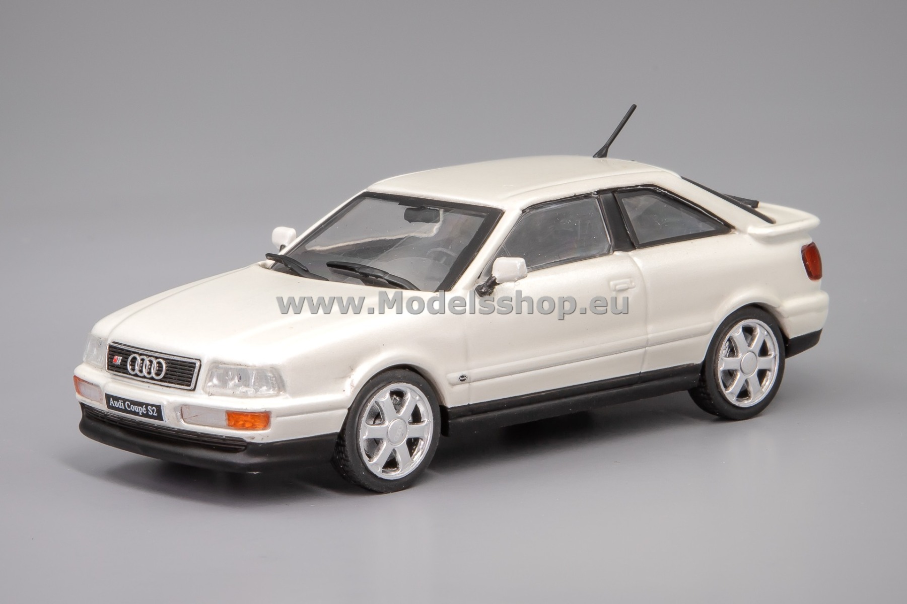Solido S4312202 Audi S2 Coupé, 1992 /pearl white/