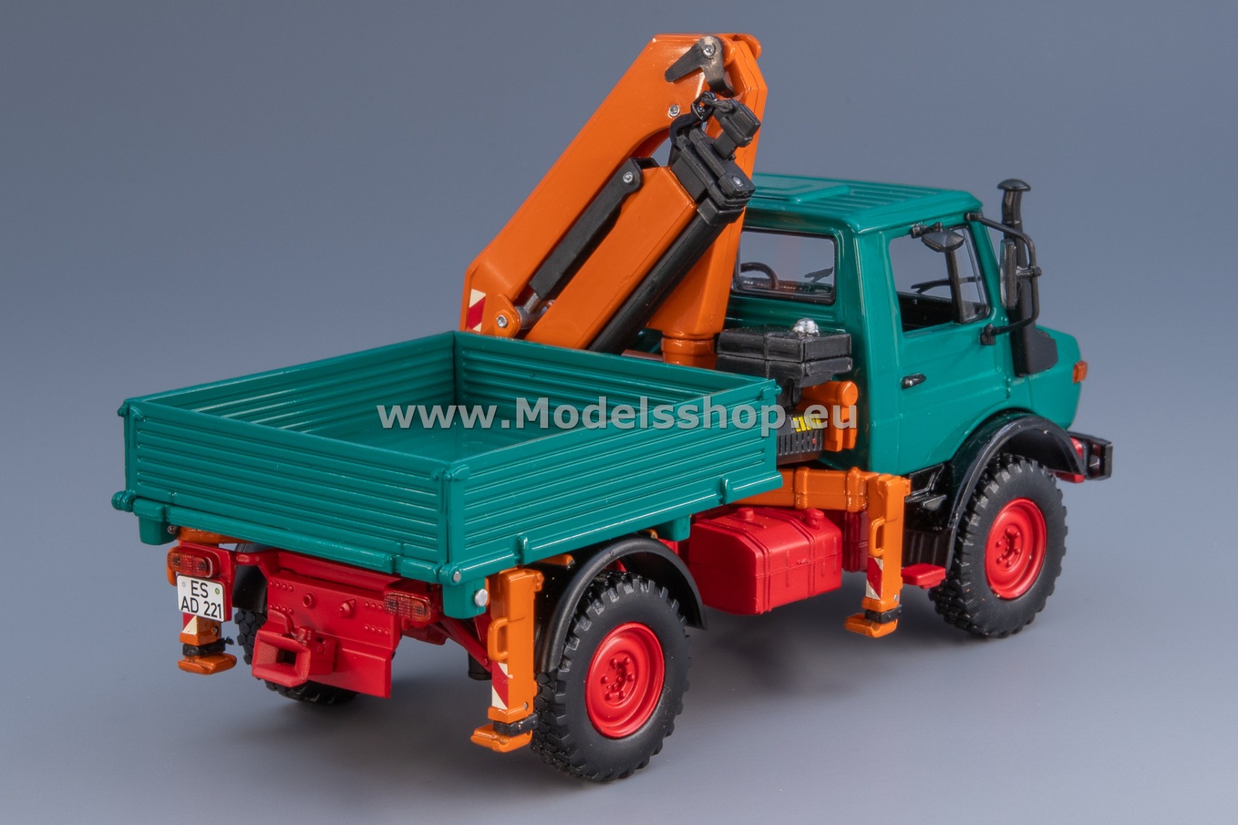Minichamps Buessing 8000 S Canvas Truck & Trailer Dachser 1