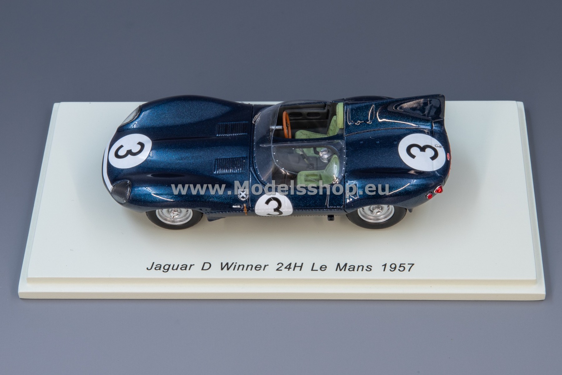 Spark 43LM57 Jaguar D No.3 Winner 24H Le Mans 1957 I. Bueb Spark 43LM57 Jaguar D No.3 Winner 24H Le Mans 1957 I. Bueb