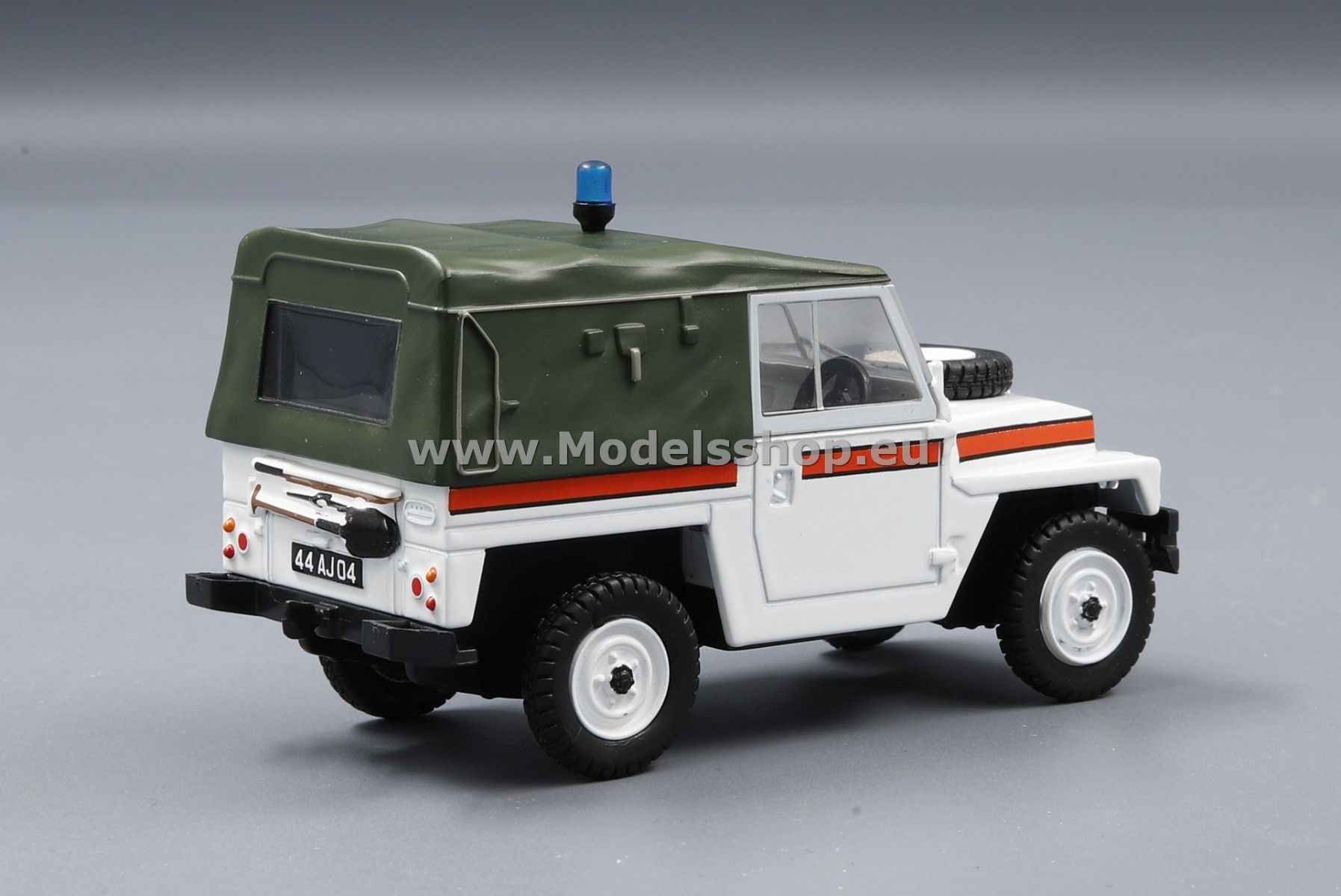 LAND ROVER DEFENDER 110 POMPIER "78 YVELINES" LAND ROVER DEFENDER 110 POMPIER "78 YVELINES"