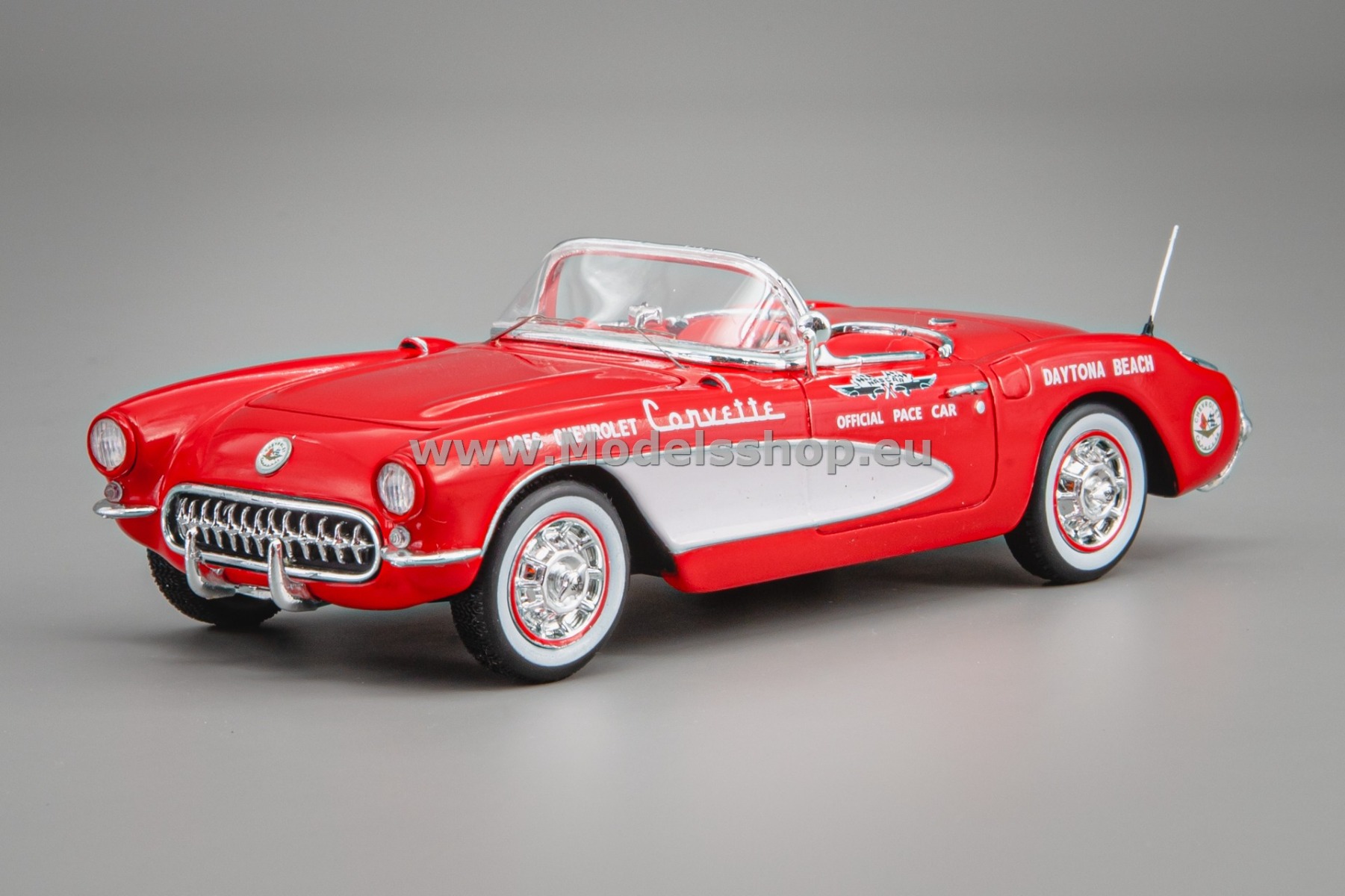 Schuco Chevrolet Corvette C1 V8, Pace Car Daytona 300 1956, Betty Skelton 43U00048 