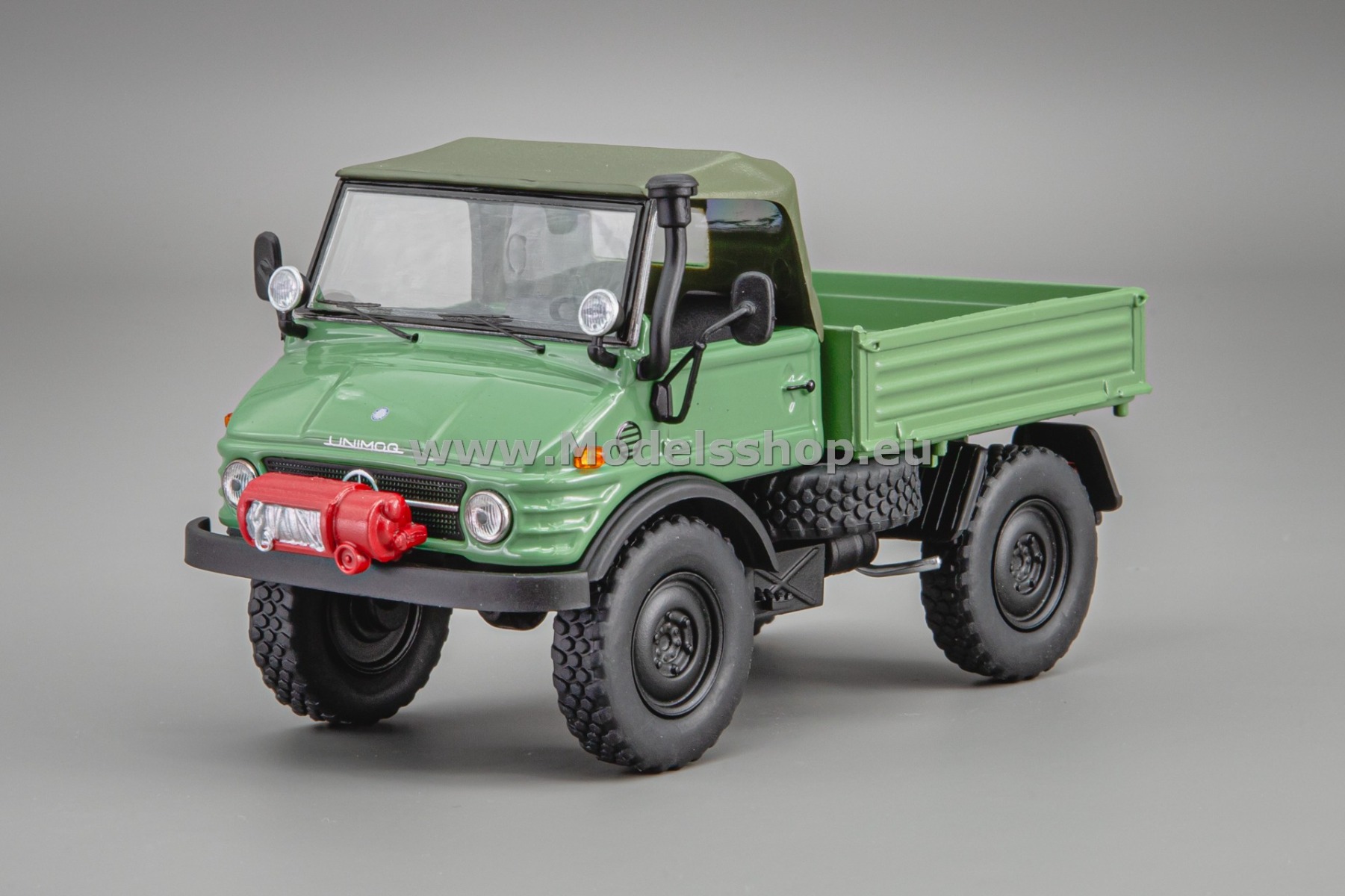 Schuco 450731400 Mercedes-Benz Unimog U406 truck, 1966 /green/