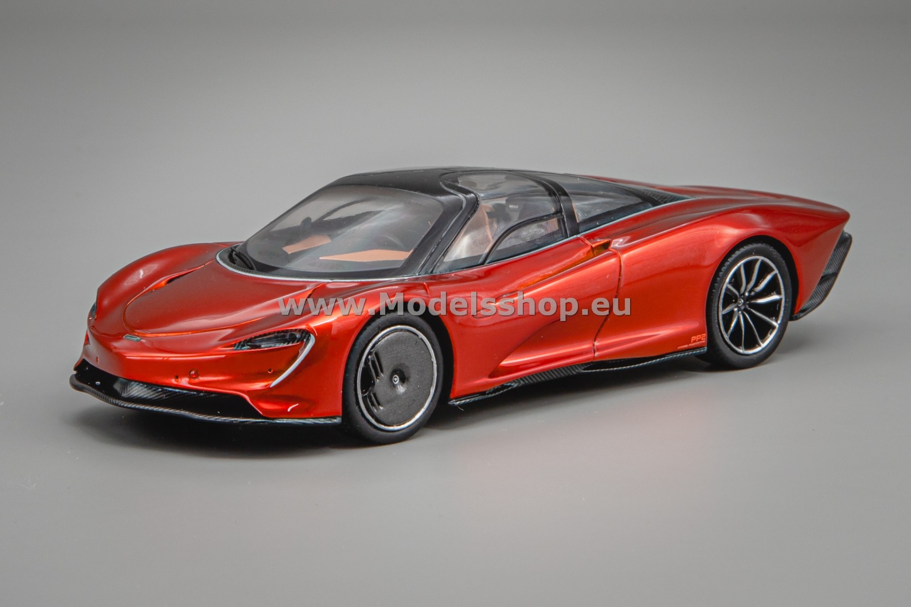 Schuco McLaren Speedtail, 2019 /red metallic/