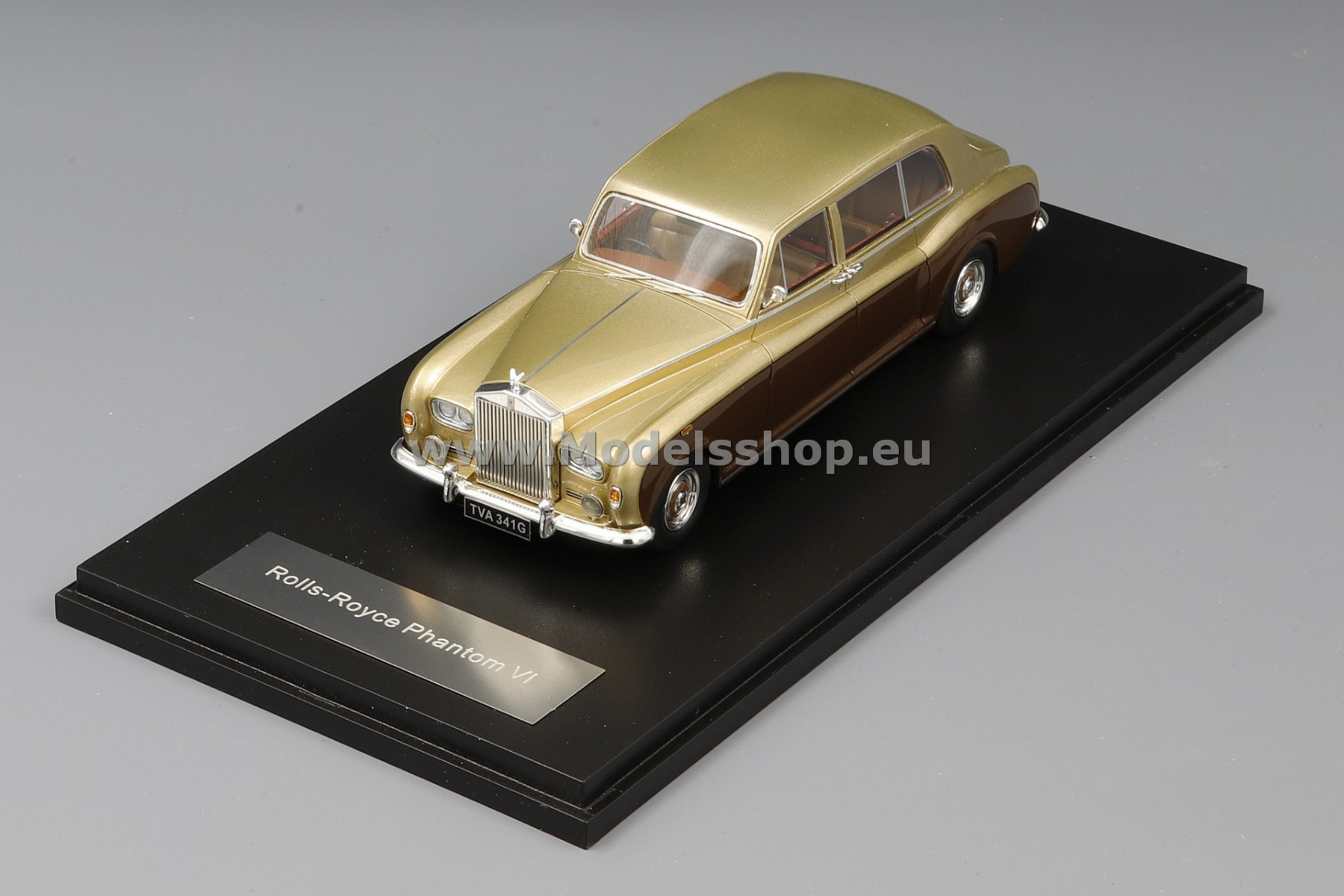 NEO 45341 Rolls-Royce Phantom VI EWB, RHD, 1968 /golden - brown/