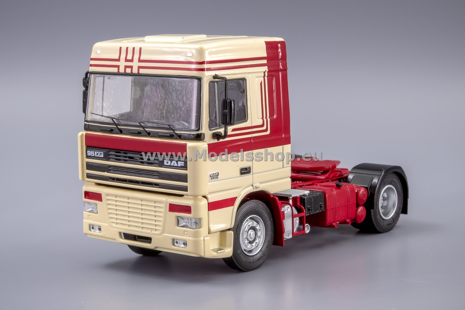 PCL47111 DAF 95 XF 430 tractor truck /beige/