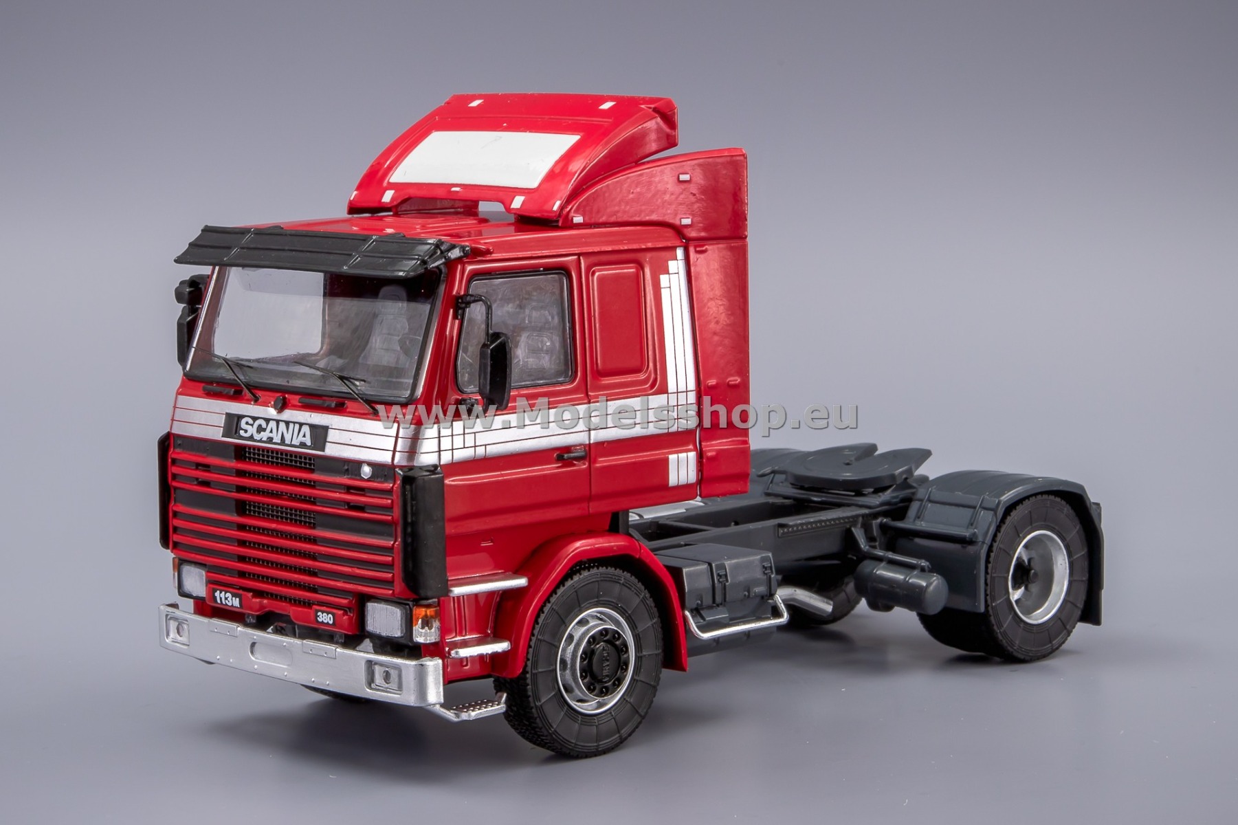 PCL47112 Scania 113 M tractor truck /red/