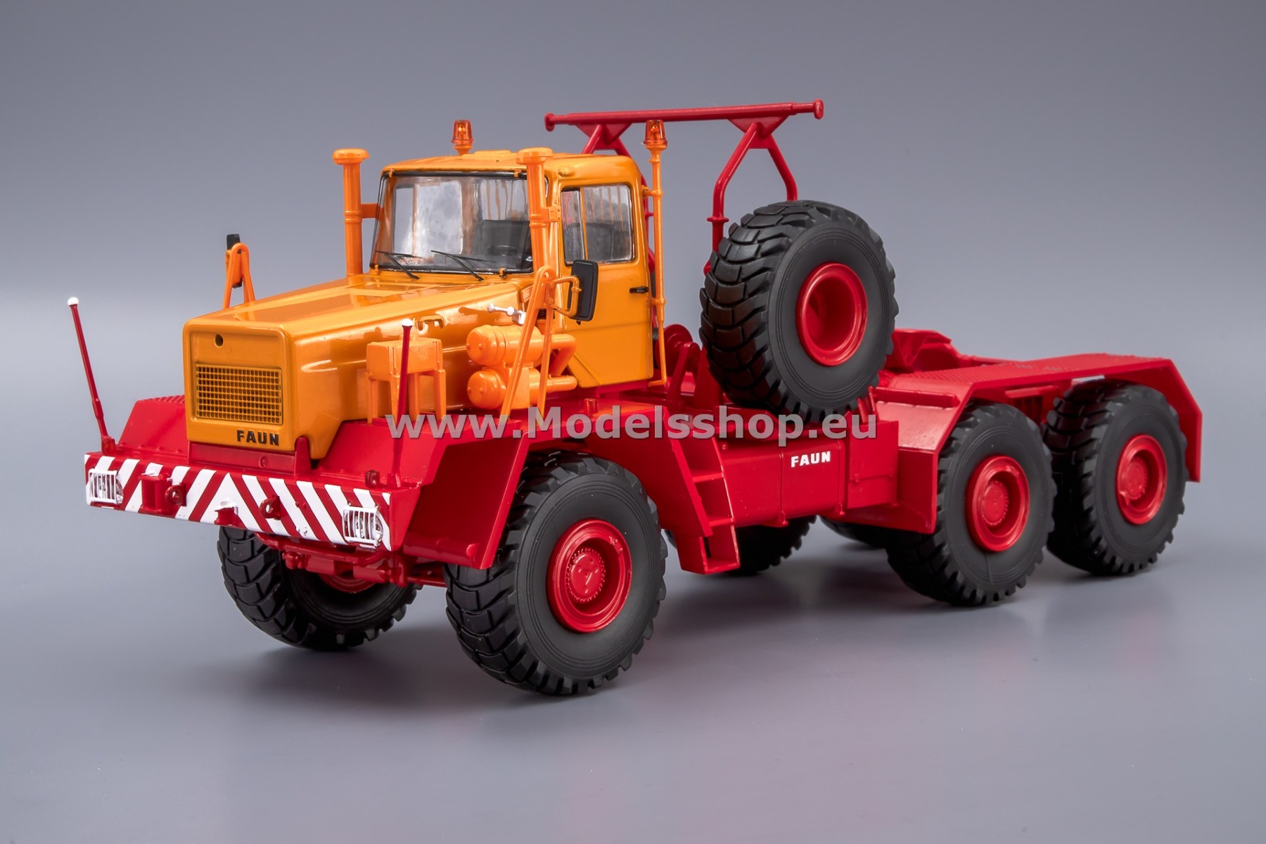 PCL47113 Faun Koloss tractor truck /orange-red/